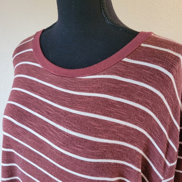 🤿 MAURICES 24/7 Crewneck Short Sleeve Top Red w/White Stripes - Picture 4 of 9
